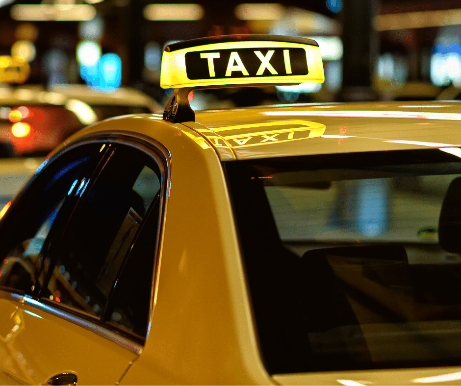 5 Reasons Why You Should Choose an Airport Taxi Service for Your Next Trip?